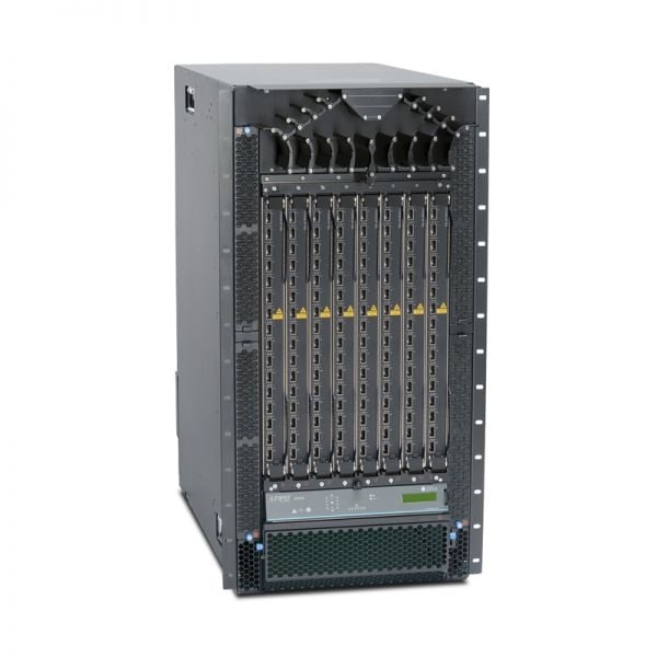 Juniper QFX3008-ЧАСА-БАЗА